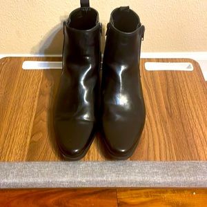 Black ASOS Chelsea Boots